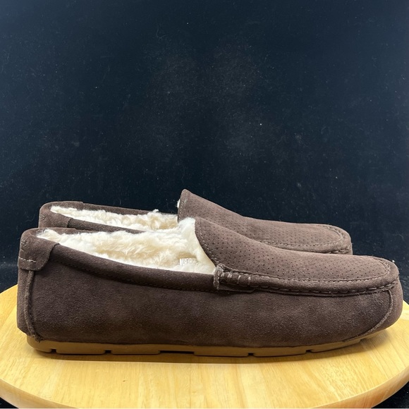 KOOLABURRA BY UGG MEN’S TIPTON EMBOSS 1119273 SIZES CHOCOLATE BROWN/ BRAND NEW - Picture 7 of 10